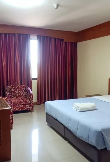 ห้องซูพีเรียร์ เตียงใหญ่ 1 เตียง