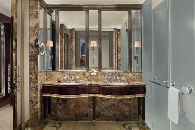 プレミアスペシャリティ、スイート、1キング、ボタニカルビュー セントレジス・シンガポール（ステイケーション可）の写真