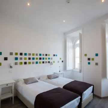 Thomar Story - Guest House