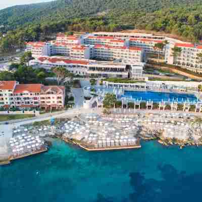Apartments Punta Hotel Exterior