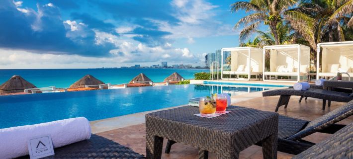 Altitude at Krystal Grand Cancun - All Inclusive Hotels in Cancún