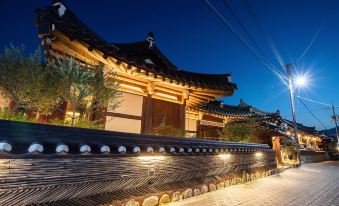 Soi Hanok Stay
