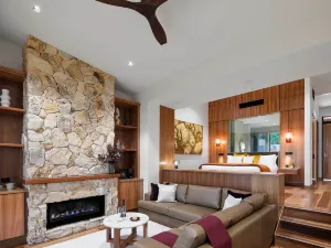 Sequoia Lodge - Adults Only