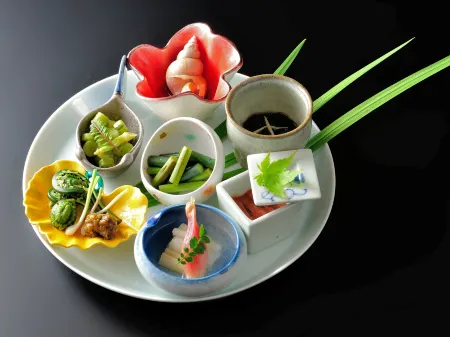 Myoko Onsen cottage Ajisai, Ryokan Okayama Отели в г. Мёко