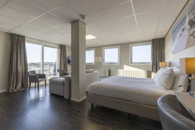 Fletcher Badhotel Callantsoog Hotel dekat Grand Cafe De Foyer