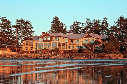 Long Beach Lodge Resort Hotels in Tofino