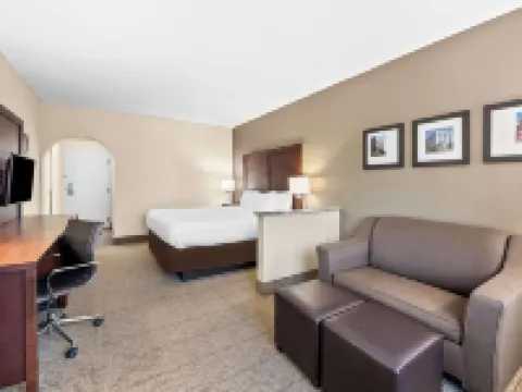 Comfort Inn & Suites Durham Near Duke University Hoteles en Durham