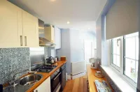 STABLE HOUSE - ETON WINDSOR - Kitchens