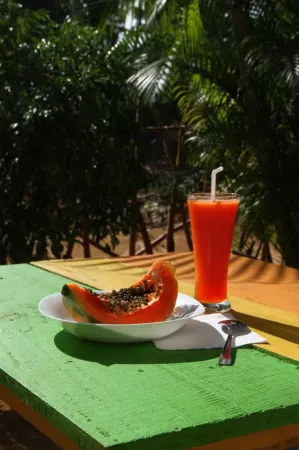 Easy Life Happy Home Отели рядом с достопримечательностью «Resthouse Handiya Bo Tree»