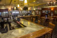 Quality Inn & Suites Erie Near Casino - bar