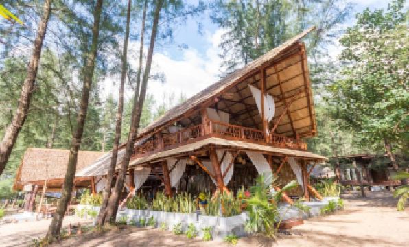 The Moken Eco Village - Housity