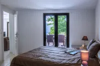 L'Ecrin du Lac Hotels in Chorges