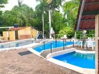 Hotel Green River - Uima-altaat