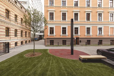 Bearsleys Downtown Apartments Отели рядом с достопримечательностью «Brīvības Piemineklis»