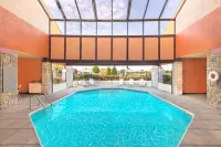 Super 8 by Wyndham Vandalia/Dayton International Airport Hotels in Vandalia