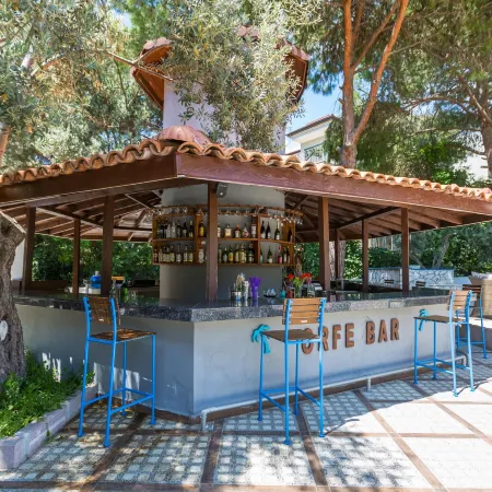 Risus Garden Marina Hotel