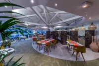 Garrigae Domaine de l'Esterel - Piscine & Spa Cinq Mondes - breakfast