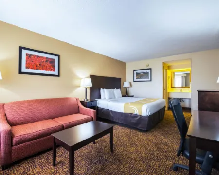 Quality Inn & Suites Hotels in Dillon County