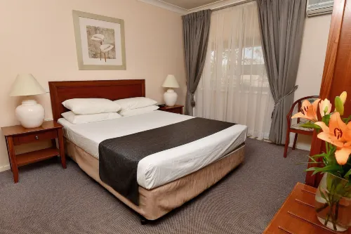 Burke and Wills Motor Inn Hotels in Moree