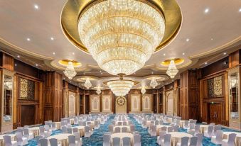 Radisson Blu Plaza Resort and Spa Karjat