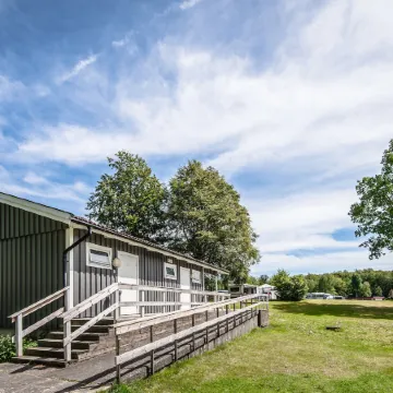 Halens Camping Och Stugby Отели в г. Улувстрём