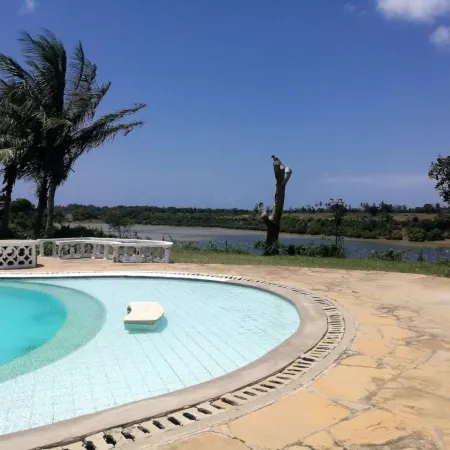 Cooke Villa