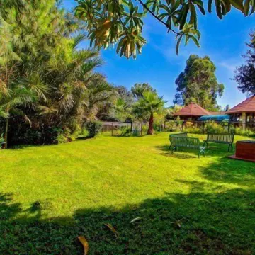 Poa Place Resort & Hotel - Where Nature Meets Comfort