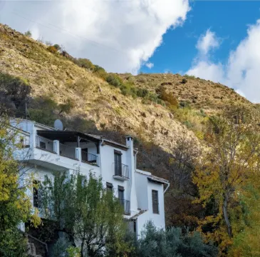 Casa Rural Arroyo de la Greda, Your Perfect Base for Activities in Sierra Nevada and Granada