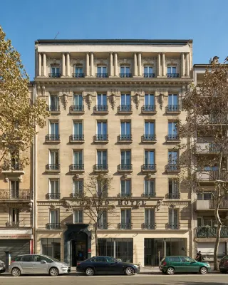 Grand Hôtel Clichy Paris Hotels in Clichy