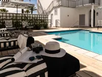 The Winchester Hotel by Newmark - Beach