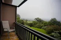 Poas Volcano Lodge - Mountain view
