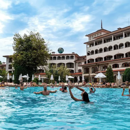 Helena Park - Ultra All Inclusive