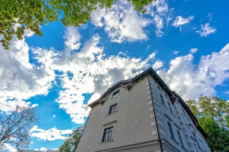 Heritage Hotel Krone Отели рядом с достопримечательностью «Jahorina viewpoint»