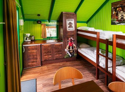 Legoland Wilderness Barrels & Cabins