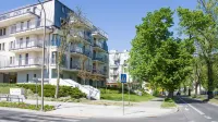 VacationClub - Aquamarina Apartments Hotels in der Nähe von Geschnitzte Sitzbank