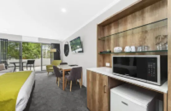 Palm Court Motor Inn