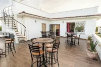 Queens Chateau Boutique Villa Hotel a Galu