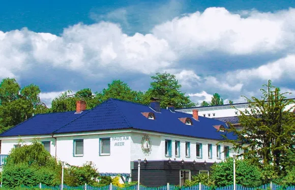 豪斯姆美爾施坦胡德酒店