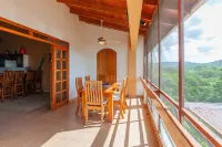 Pool with 180 Ocean View - All in Walking Distance Hotel in zona Playa Coco