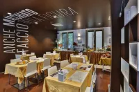 โรงแรมเรสซิเดนซ์ โตริโนเช็นโตร