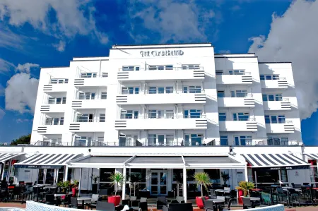 Cumberland Hotel - Oceana Collection Отели в г. Борнмут