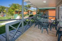 빅4 모루야 헤드 이스트 돌핀 비치 홀리데이 파크