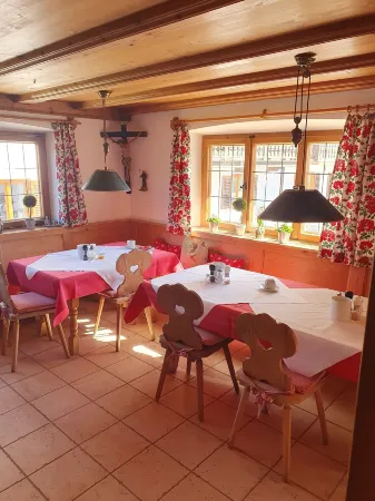 Haus Kaiser Отели в г. Кройт