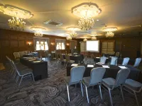 The Royal Toby Hotel Hotels in Rochdale