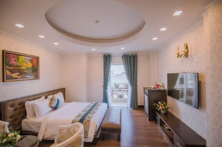 Hotel du Lys Отели в г. Далат