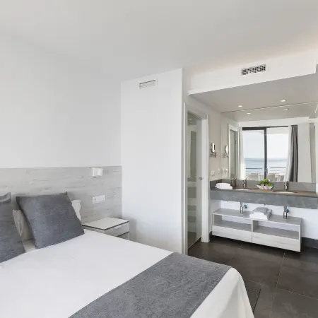 Santa Romana Apartments & Suites
