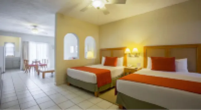 Park Royal Homestay Los Cabos
