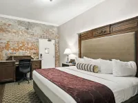 French Market Inn Отели рядом с достопримечательностью «Парк Джэксон-сквер»