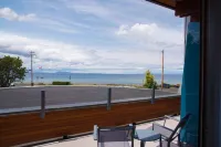 Qualicum Beach Inn - Meerblick