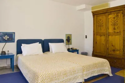 Τhe White Houses Hotels near Makrigialos Beach